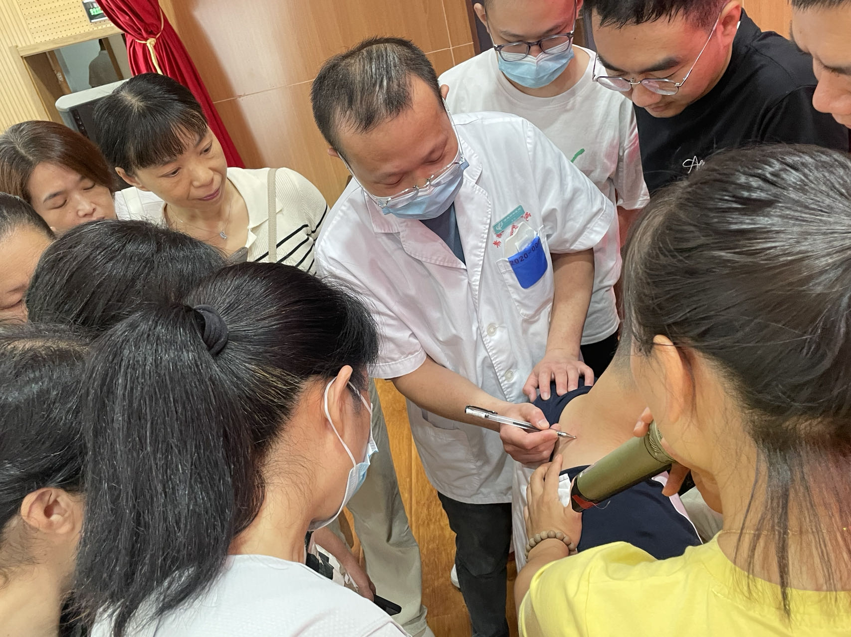 臨近冬病夏治，中醫(yī)院開展穴位敷貼專題培訓啦！