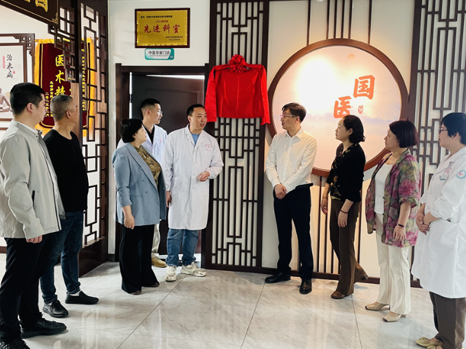引名醫(yī)建名科，共繪優(yōu)質(zhì)服務(wù)新篇章