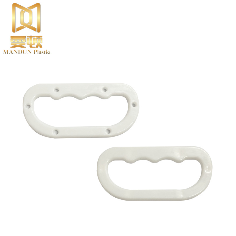 Hand buckle: the perfect combination of practical and beautiful