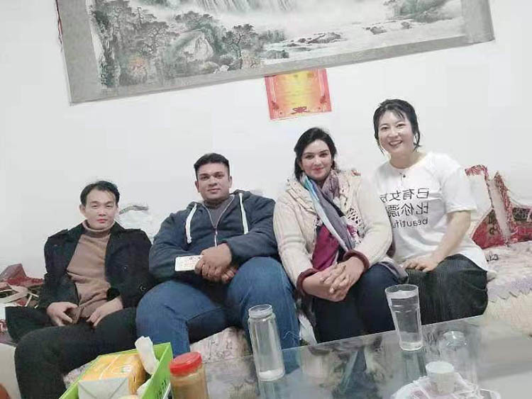 Foto de grupo de clientes Foto de grupo de clientes