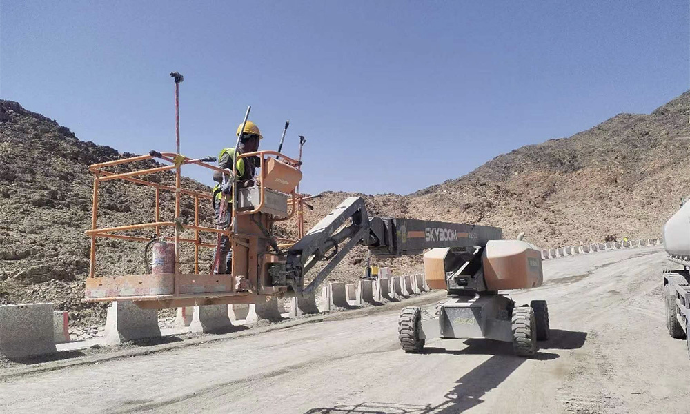 Traffic tunnel construction in Saudi Future City