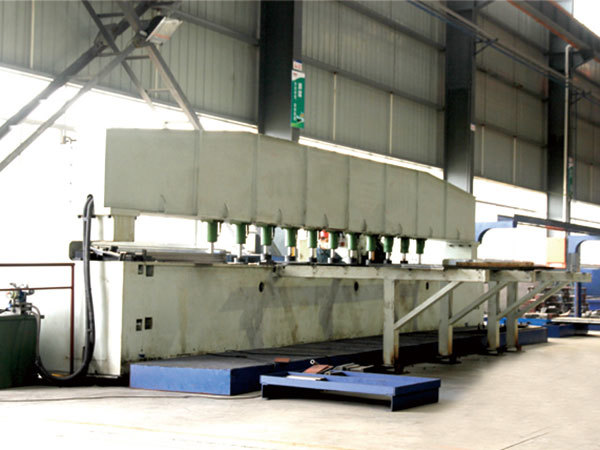 Large sheet milling machine