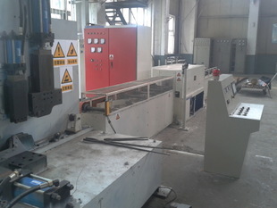 Crankshaft hot forming induction heating production line