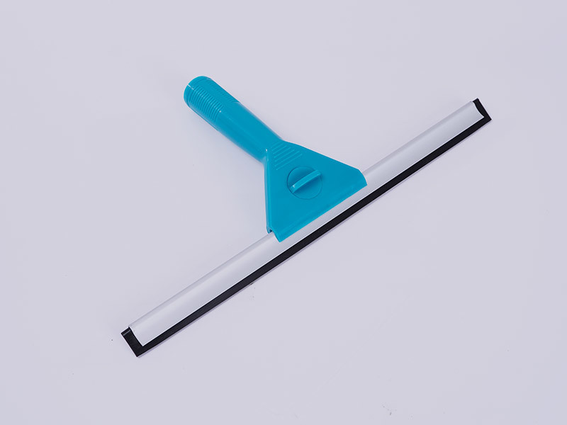 Household cleaning tools: Making chores simple and easy!