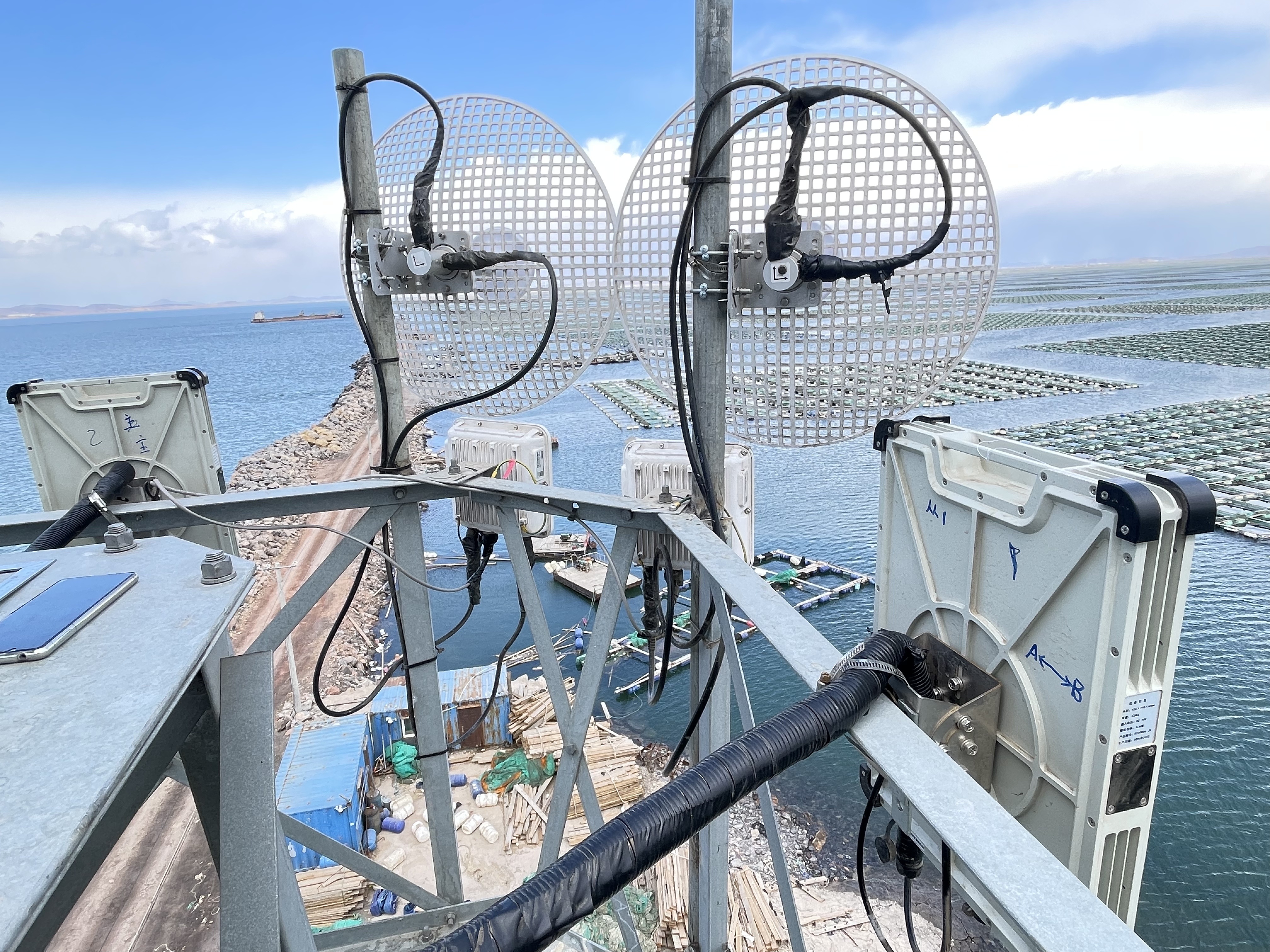 Nearshore Surveillance Radar: From Military Applications to Multi-Domain Use