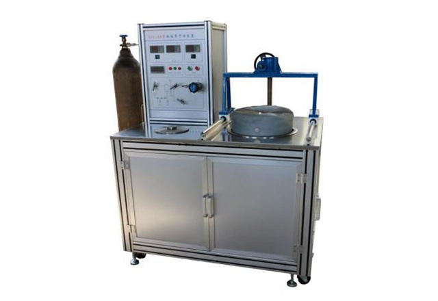 Supercritical ethanol high temperature drying device