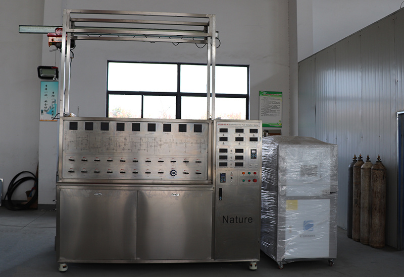 40L(10LX4)  Supercritical CO2 Extraction Equipment