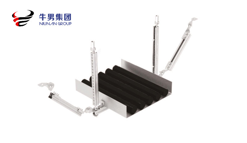 Unidirectional seismic support for cable tray