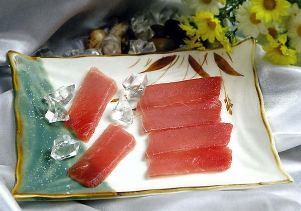 Tuna slices