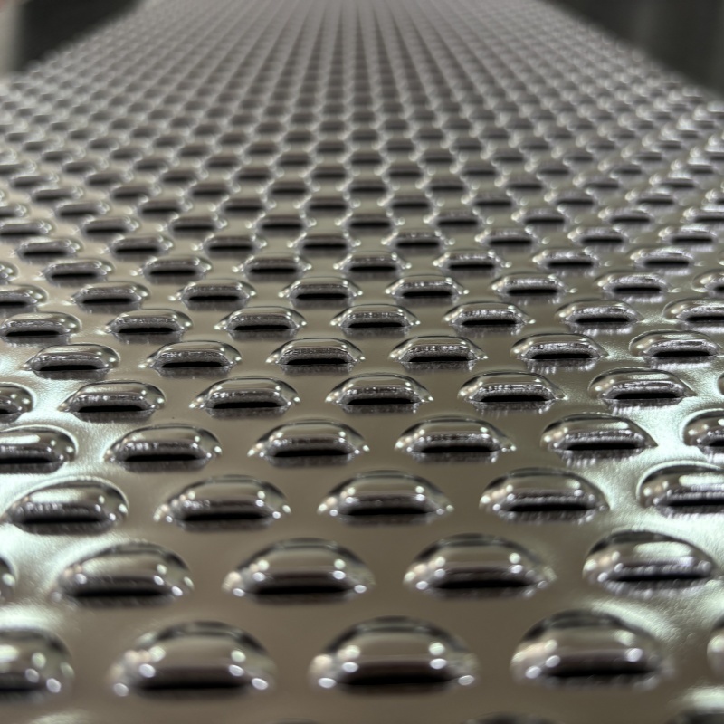 Fluidized bed plates