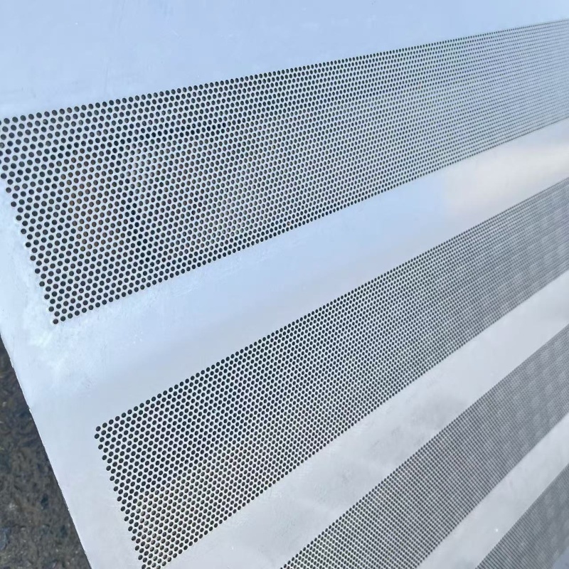 Perforated plate