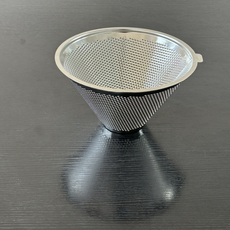 Grater hole screen