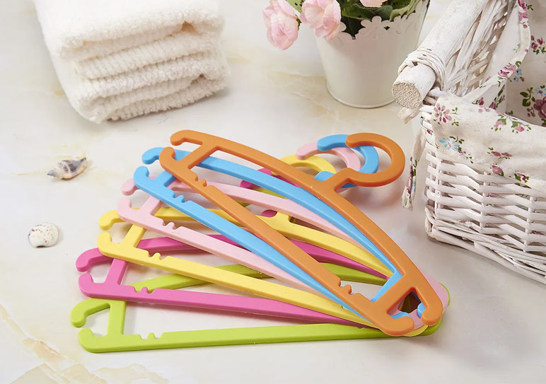 What are the advantages of children's hangers, is it necessary to buy them?