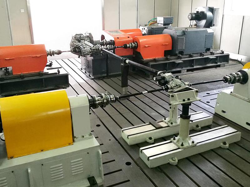 Transmission and powertrain testing bench