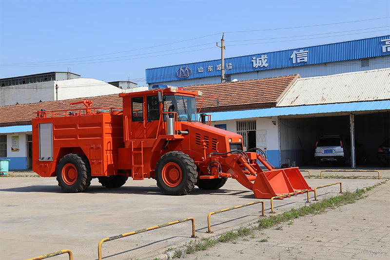 多功能森林消防車