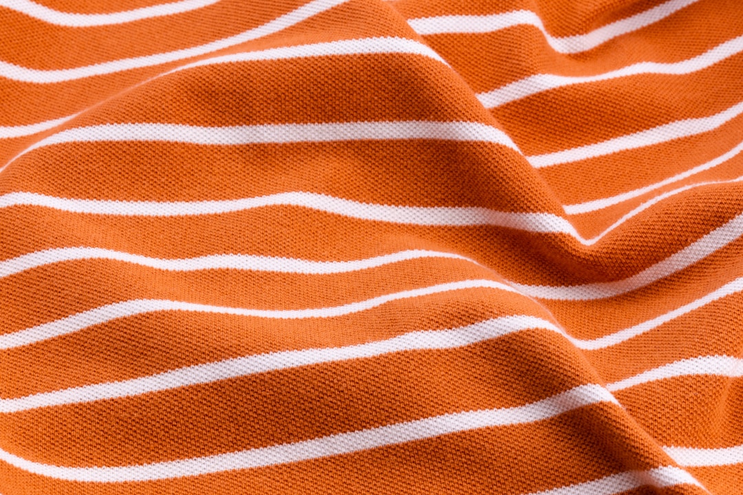 What are the common specifications for the production of webbing?