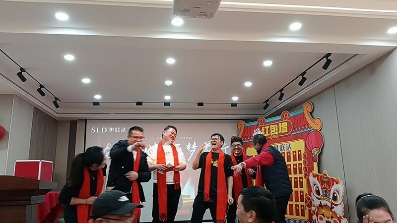 অ্যাকম্পেনিআনুয়াল উত্স