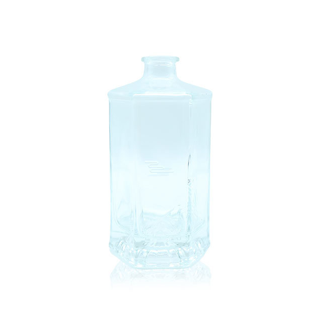 烈酒瓶