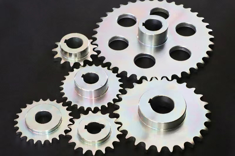 Straight hole sprocket