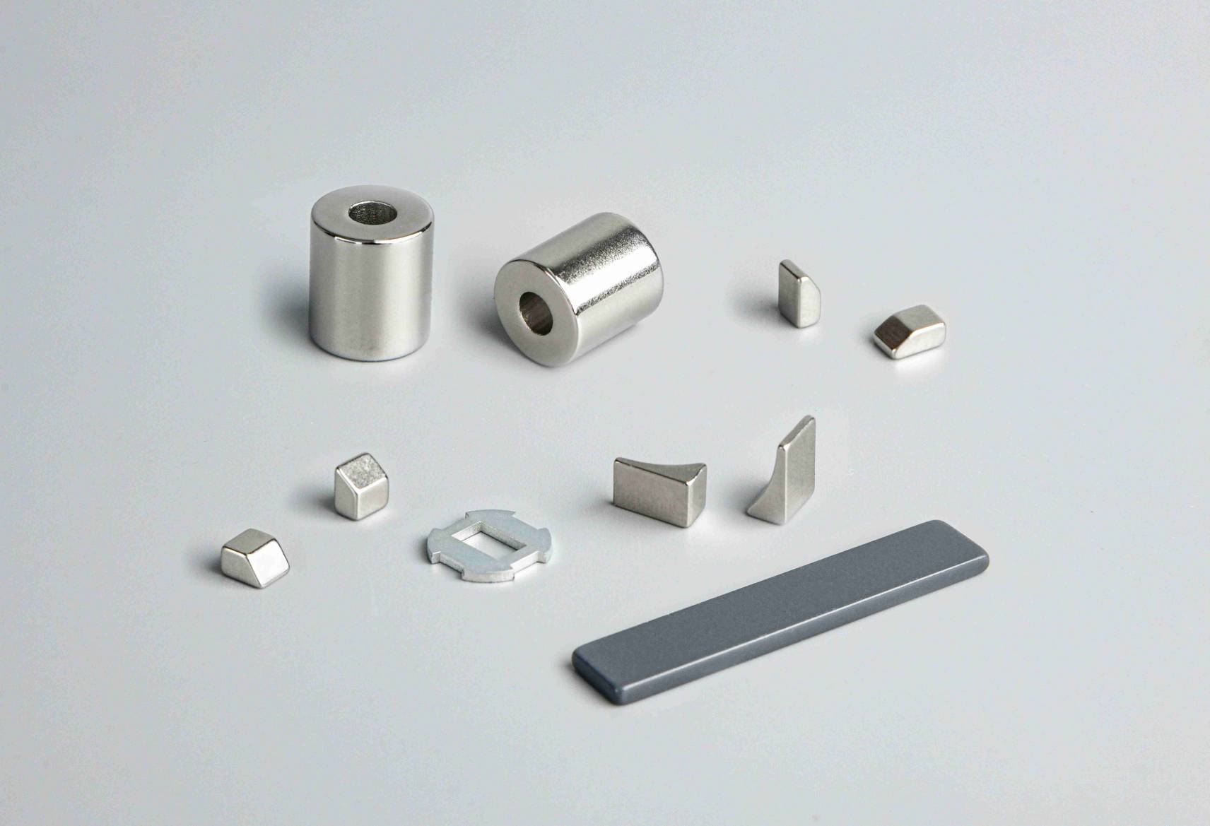 Magnet zusammenbauen
