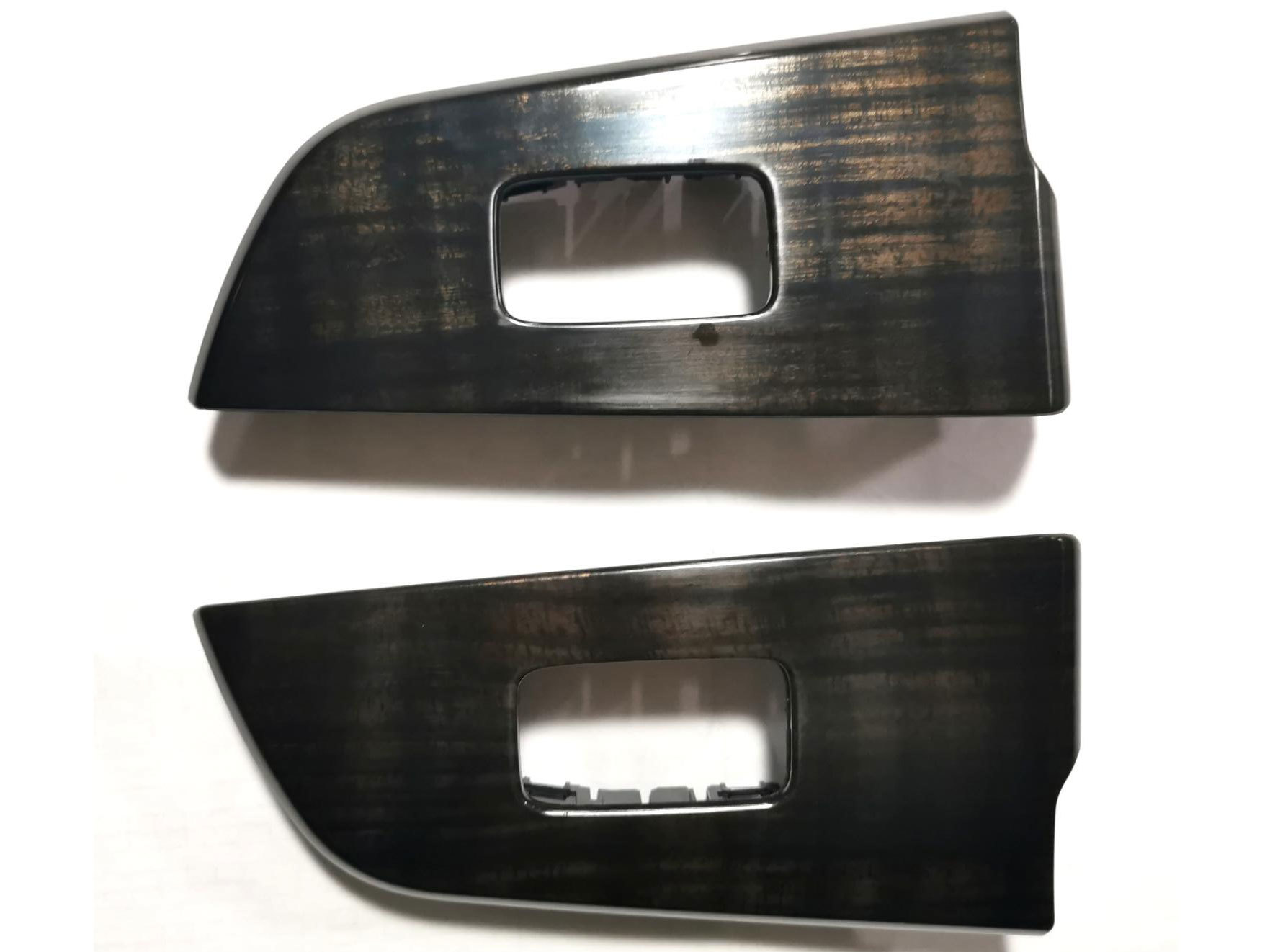 SAIC-left and right rear guards