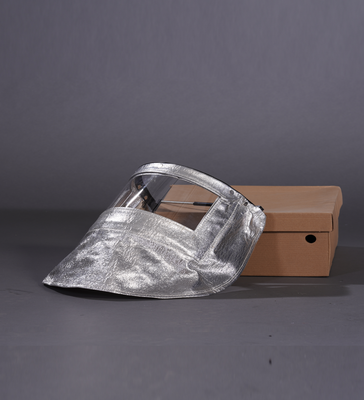 High temperature resistant facemask