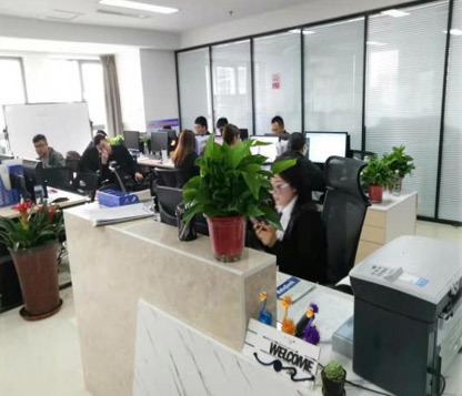 专业研发团队 专业研发团队