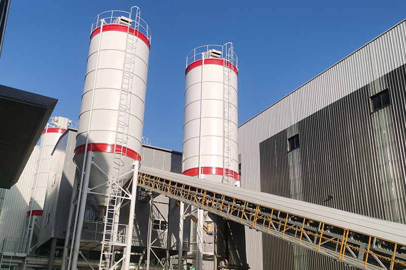 Ready-mixed concrete mixing plant