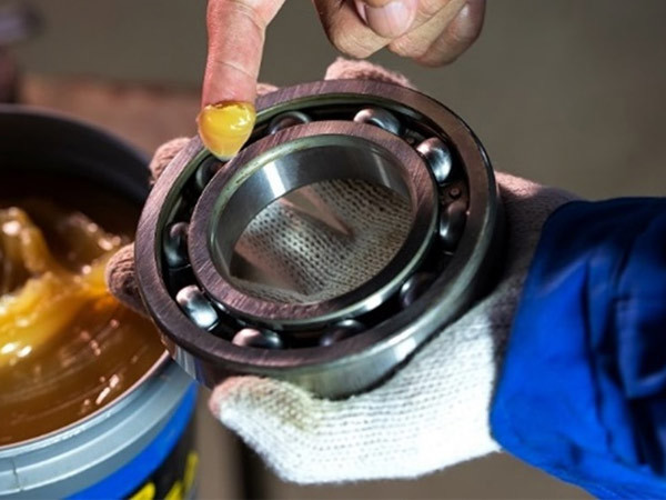 Is bearing maintenance so important? !