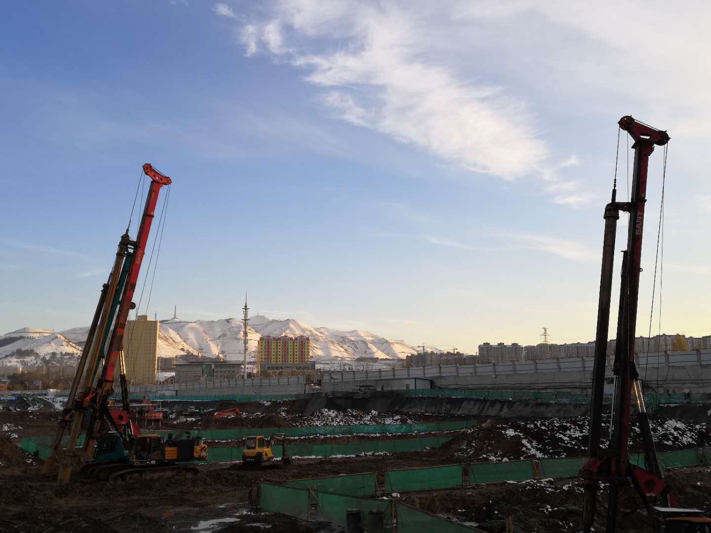 新疆自治区乌鲁木齐中泰雅居基础工程