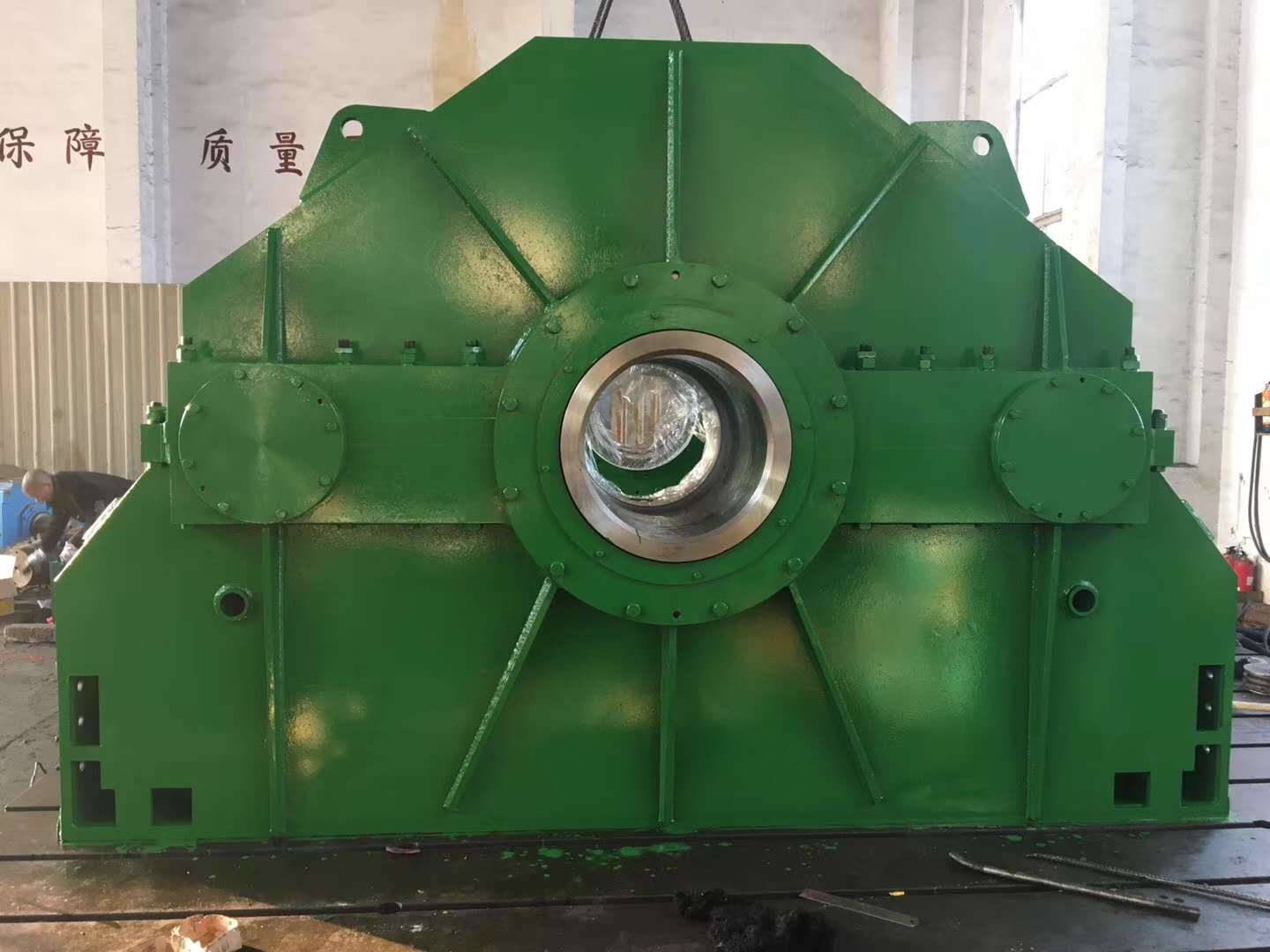 Gear Box with Hardening Tooth Surface