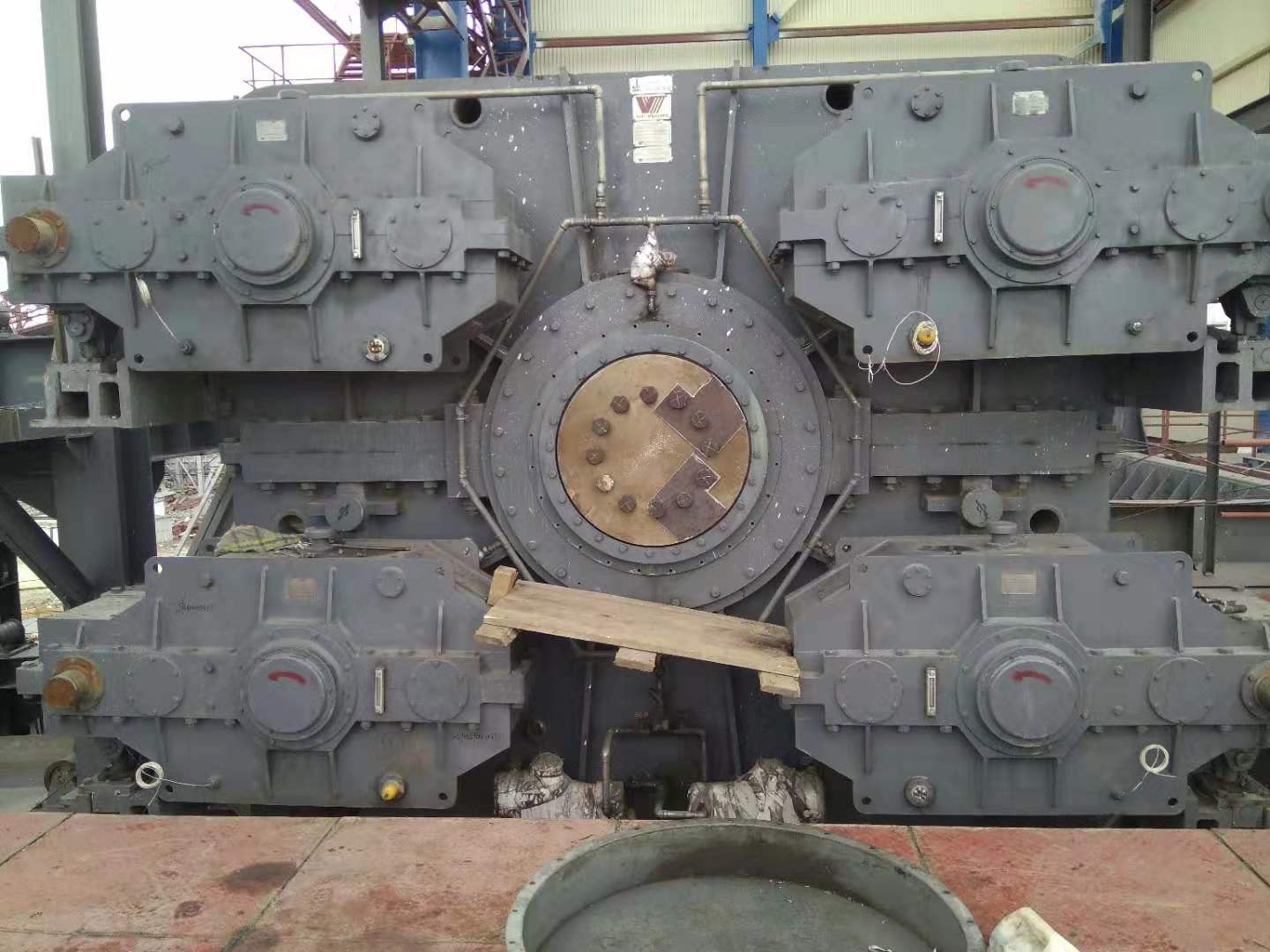 VFM2200 Flexible Gearing Equiped with Sintering Zone Cooler