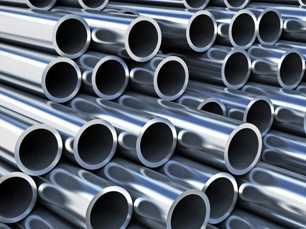 How are stainless steel pipes classified?