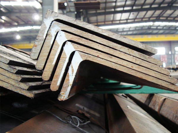 Types and specifications of angle steel
