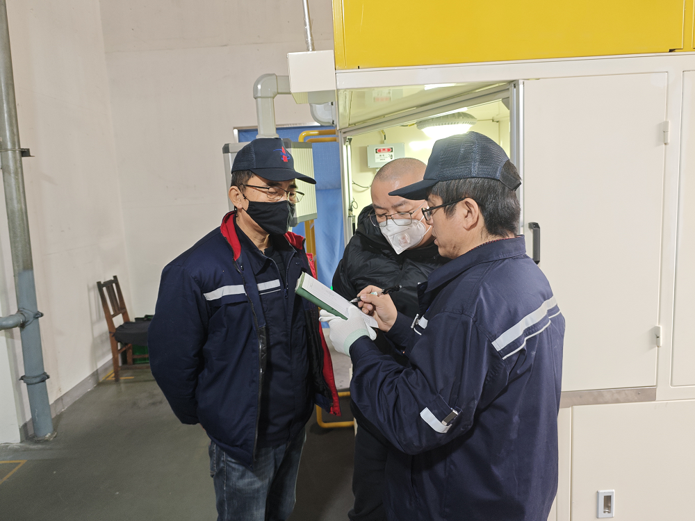 大連渤海ゴムプラスチック有限公司自動塗布機トレーニング