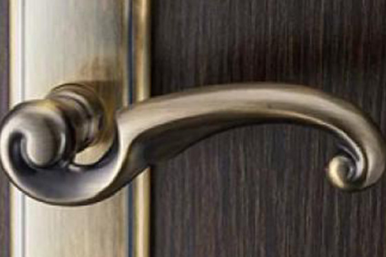 How to choose door and window locks?