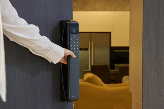 Supported by smart lock technology, create a worry-free and safe life.