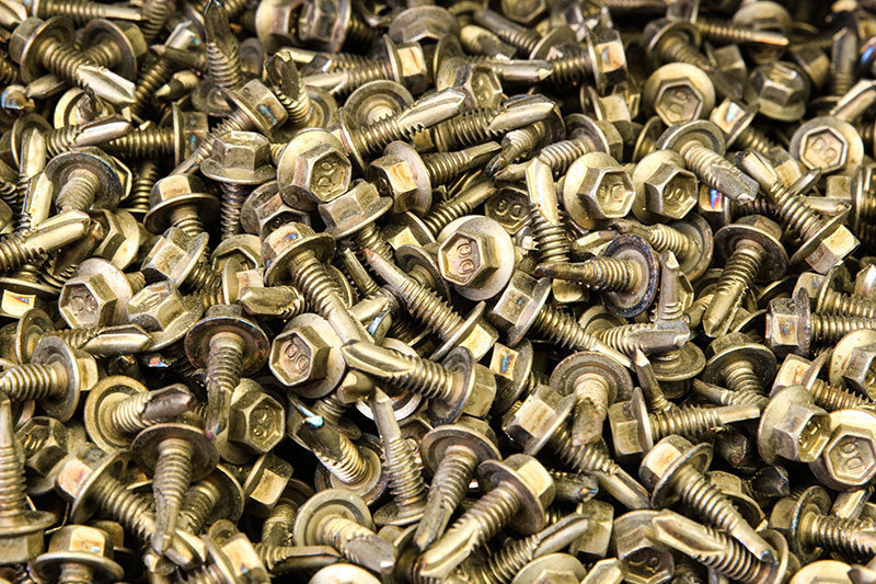 What's the Difference Between Self-Drilling and Self-Tapping Screws?