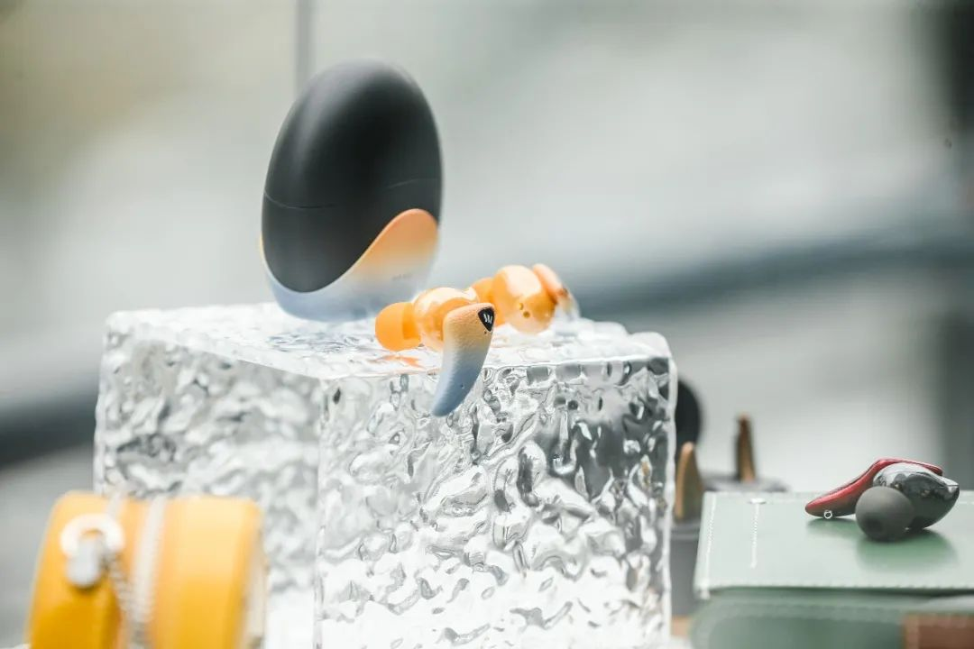 ROtt KRON乐旷陶瓷耳机，打造科技美学非凡体验