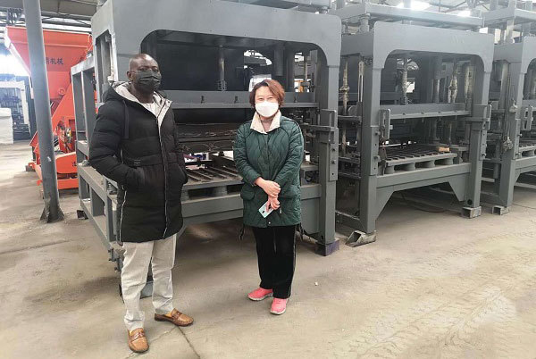 CONTRACT SIGNING AND SHIPMENT TO NIGERIA.