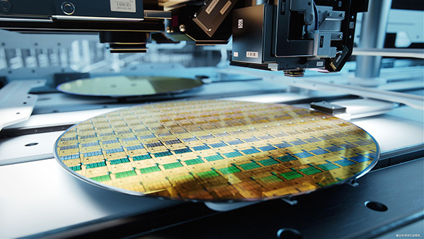 Research on the application of new photoelectric materials in energy conversion and optoelectronic devices