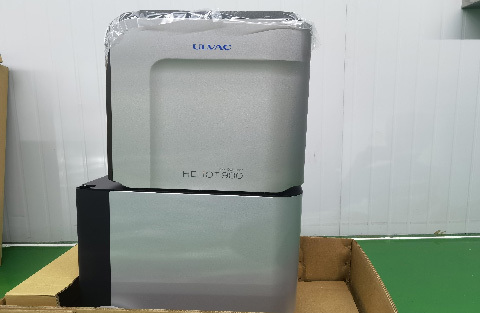 Helium leak detector Helium leak detector