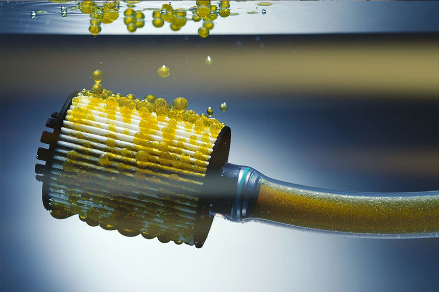 What are the specific functions and maintenance points of truck air filter and construction machinery filter elements
