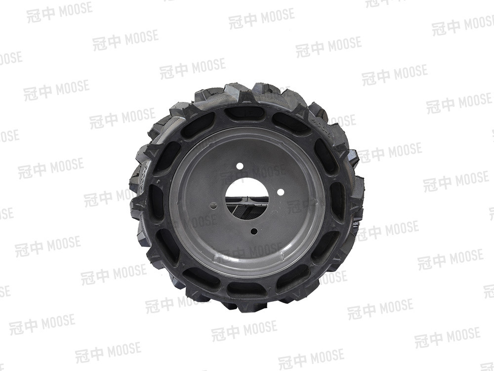 Cat claw solid tire