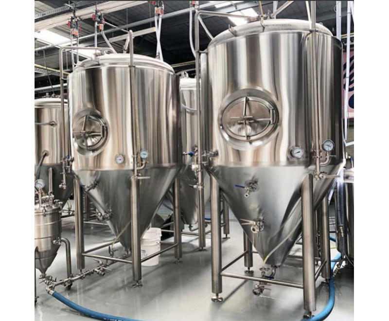 FERMENTATION TANKS UNITANKS FERMENTATION TANKS UNITANKS
