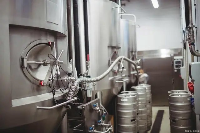 What are the key components of craft beer equipment?
