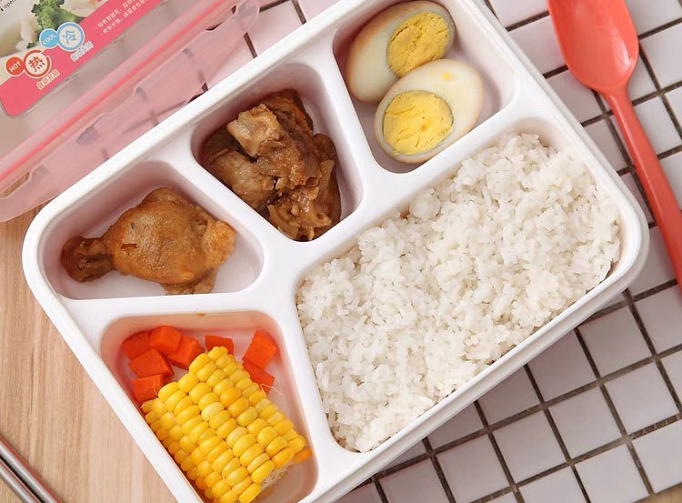 Five-compartment lunch box