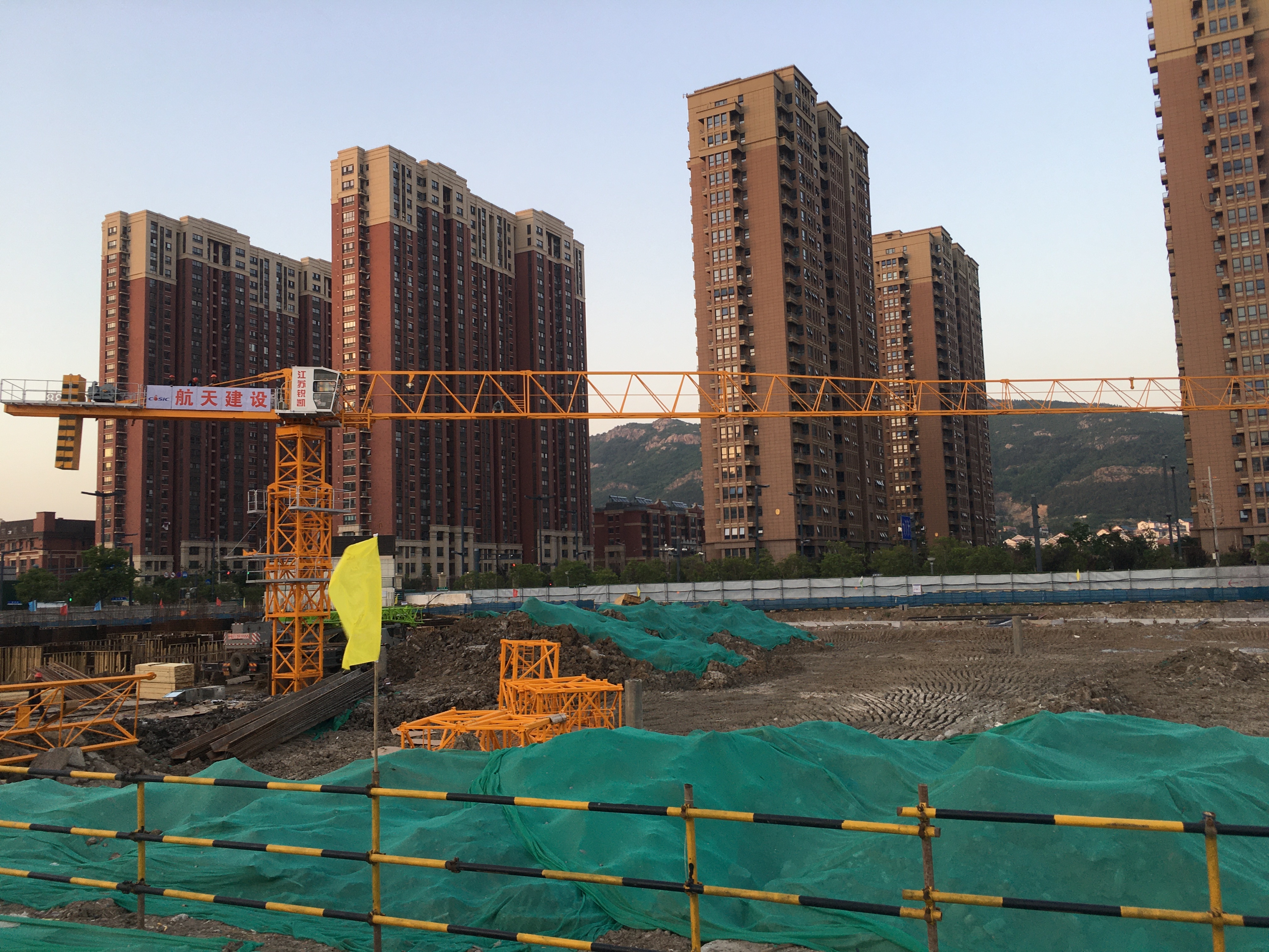 T7527-18T Topless Tower Crane