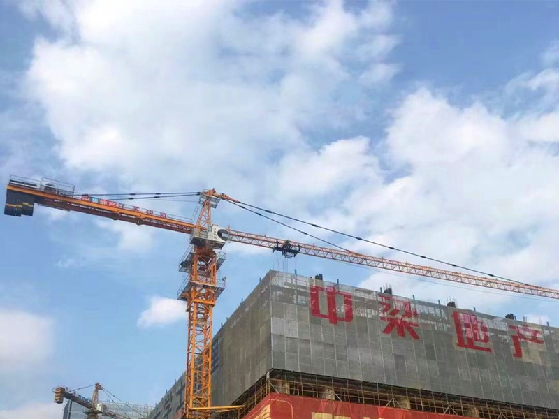 Helping Zhongliang Real Estate