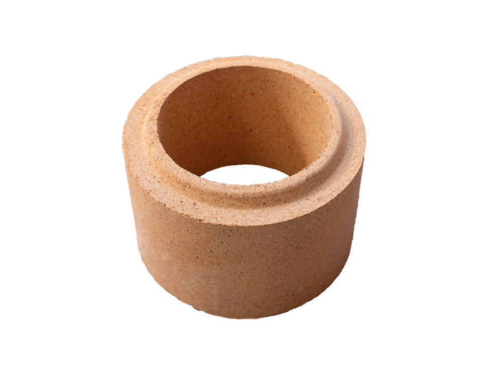 Cast pipe joint brick